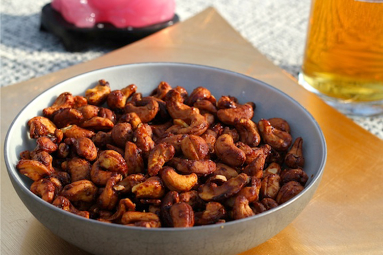 sweet-and-spicy-thai-cashews